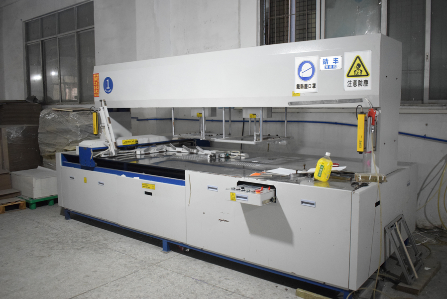 GUANGZHOU YM PACKAGE PRODUCTS CO.,LTD. خط إنتاج المصنع