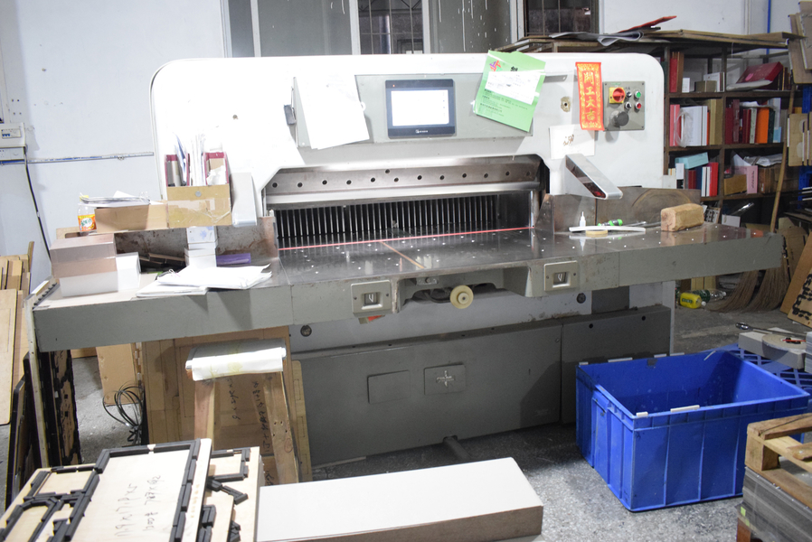 GUANGZHOU YM PACKAGE PRODUCTS CO.,LTD. خط إنتاج المصنع