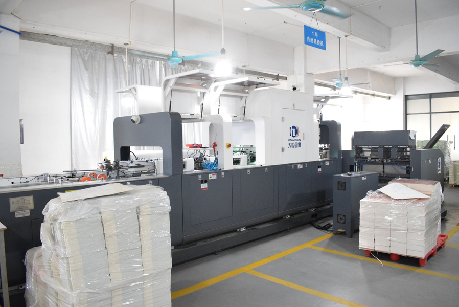 GUANGZHOU YM PACKAGE PRODUCTS CO.,LTD. خط إنتاج المصنع