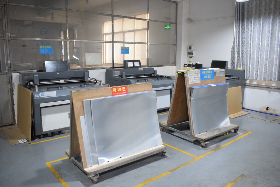 GUANGZHOU YM PACKAGE PRODUCTS CO.,LTD. خط إنتاج المصنع